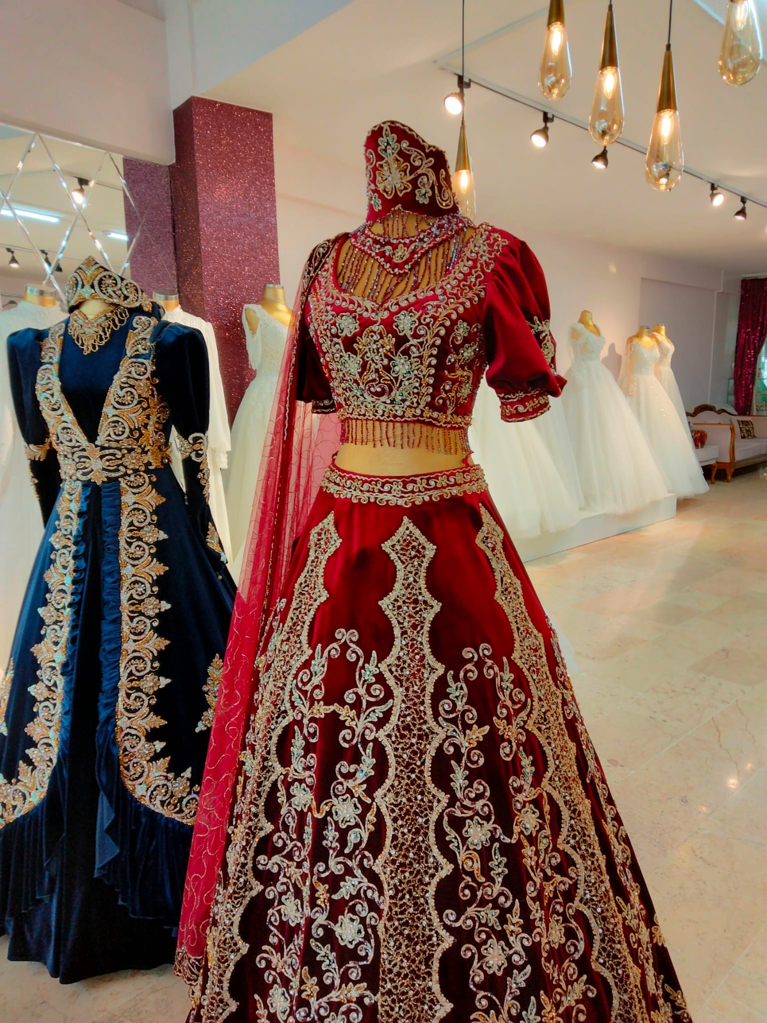 Dolunay Gelinlik Moda Evi