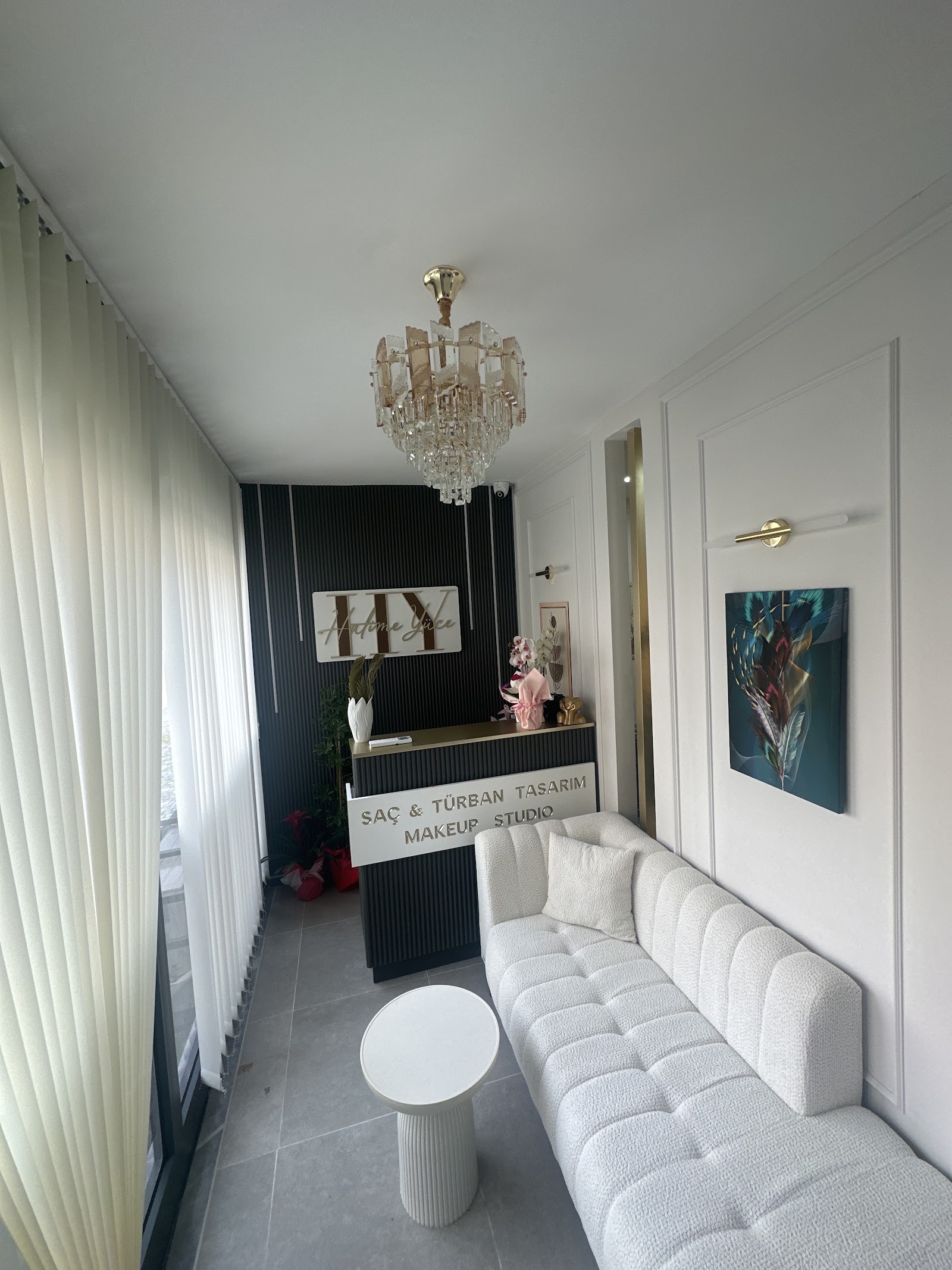 Halime Yüce Türban Tasarım & Make Up Studio