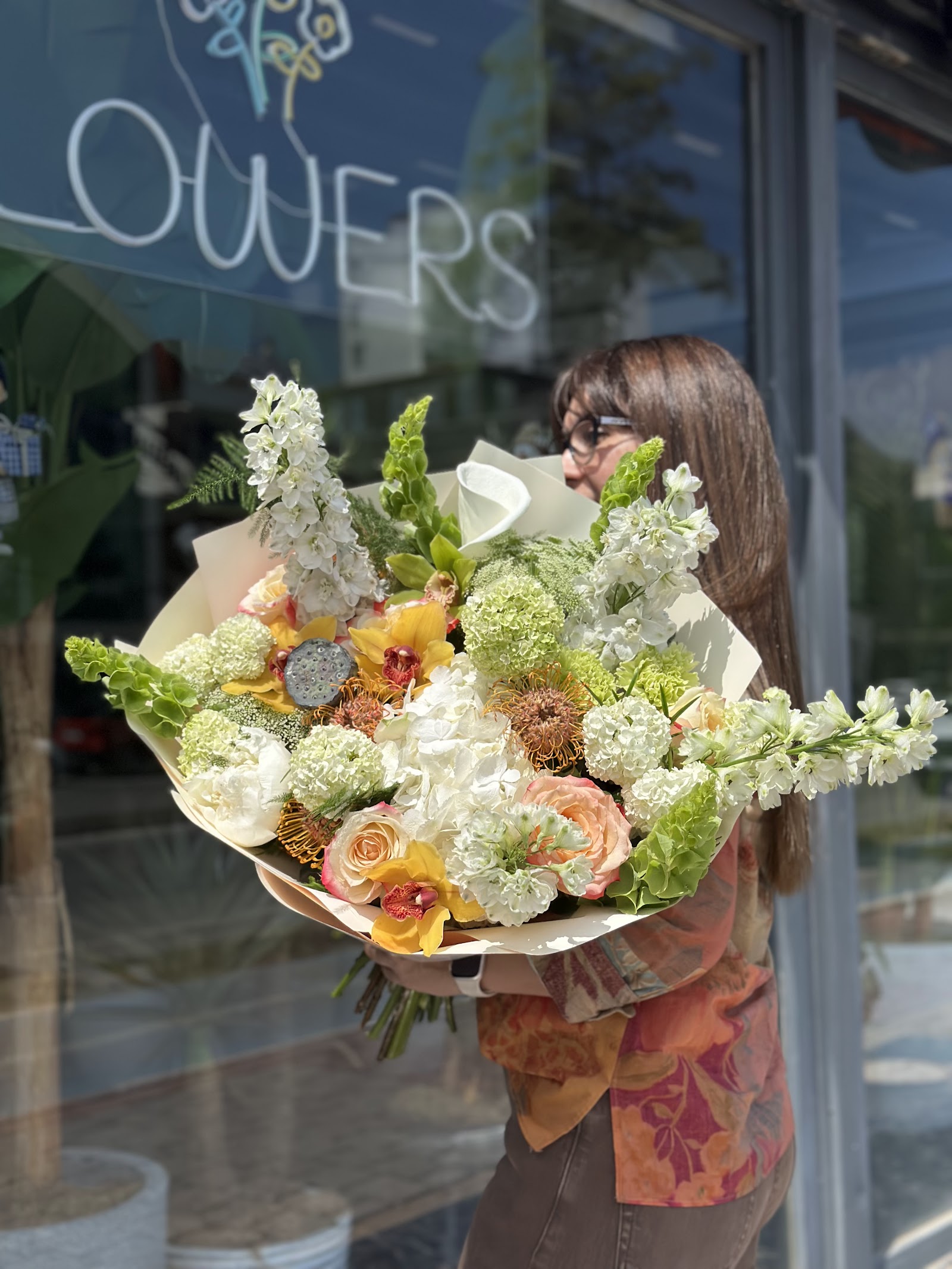 Lara Antalya Flower Branch