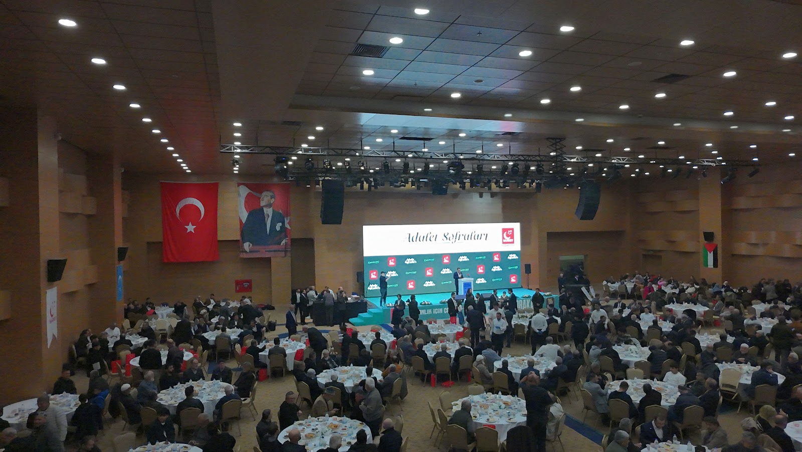 Mimar Sinan Congress Center kır düğünü mekanı