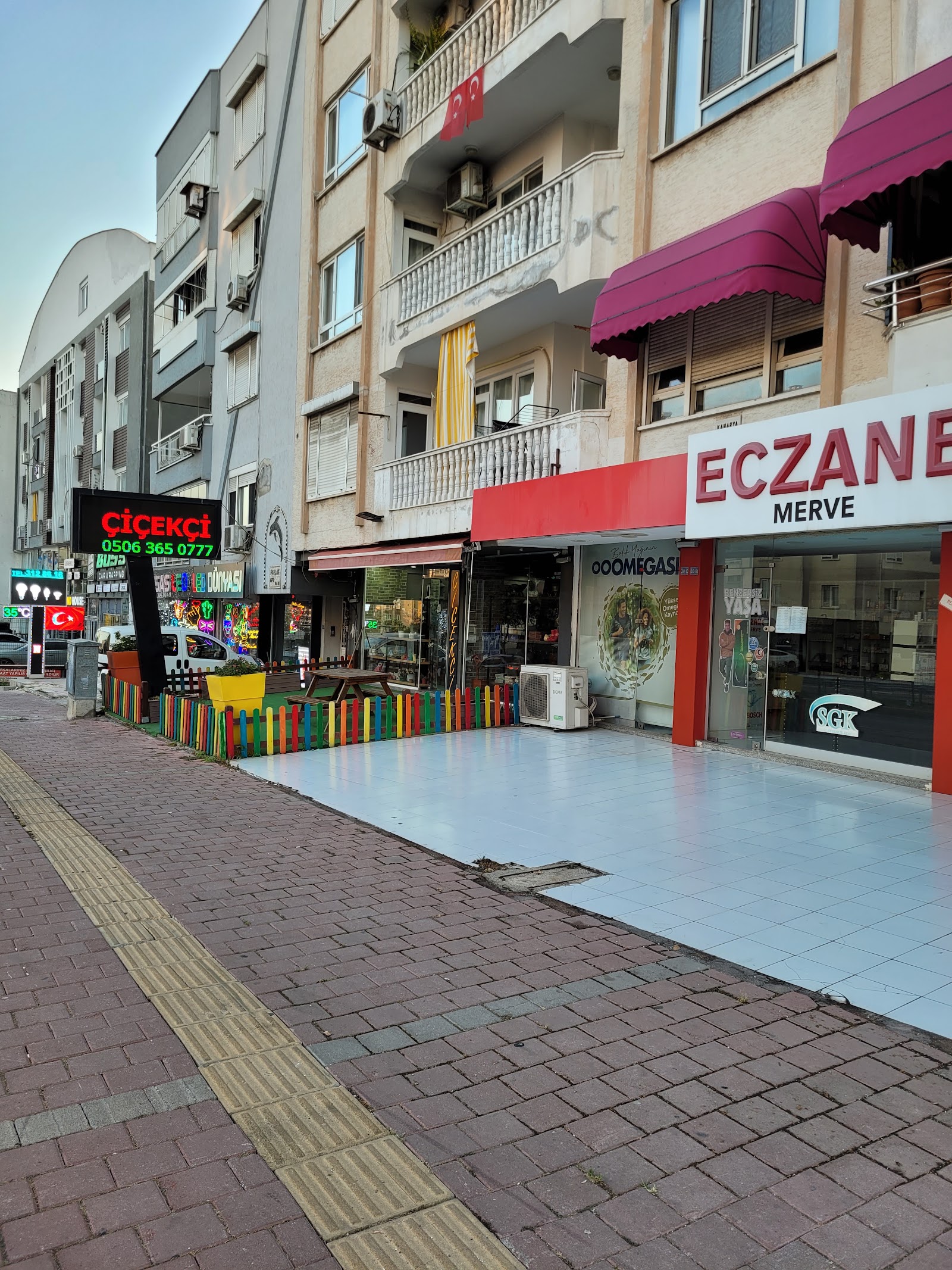 Parla Çiçek & Organizasyon kır düğünü mekanı — Muratpaşa