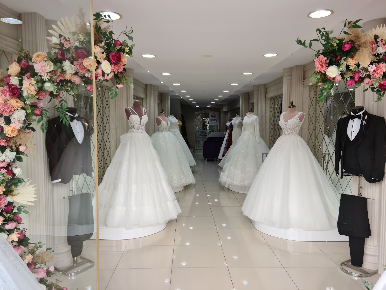 SUDEM GELİNLİK (ANTALYA)